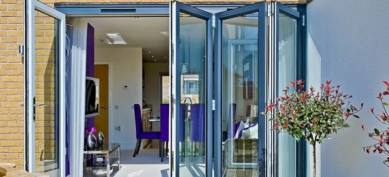 Commercial Door Glass Repair in Heathpool, SA